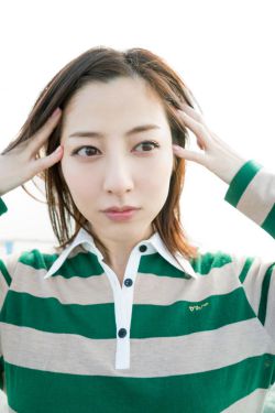 和寡妇房东在做爰2